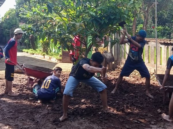 Kolaborasi Karang Taruna dan Pemerintah Desa Cebolek Kidul Adakan Krigan Pasca Musibah Banjir